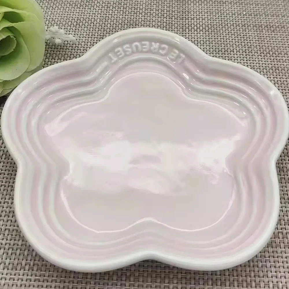 Le Creuset Stoneware Flower Petal Scalloped Trinket Dish Plate Tray